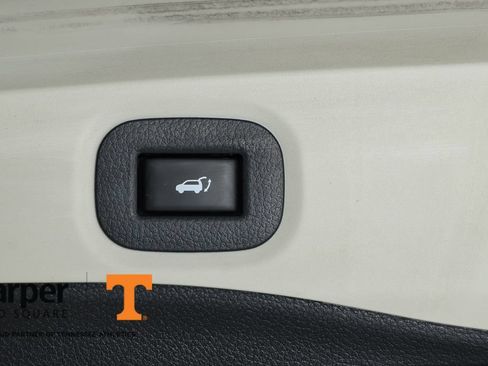 Used 2019 Nissan Rogue SV FWD image 68