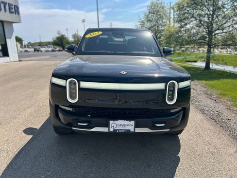 Used 2023 Rivian R1T Adventure AWD/4WD image 2