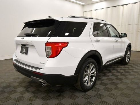 Used 2024 Ford Explorer Limited image 6