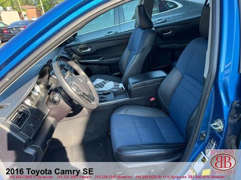 Used 2016 Toyota Camry SE FWD image 9