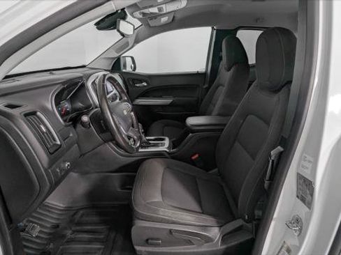 Used 2022 Chevrolet Colorado LT w/ Fleet Safety Package image 14