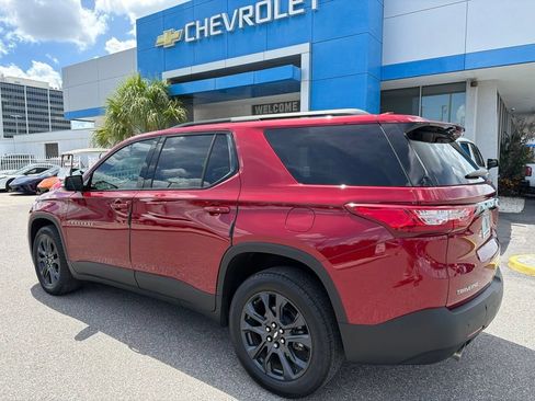 Used 2020 Chevrolet Traverse RS FWD image 3