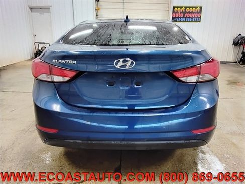 Used 2016 Hyundai Elantra SE w/ Option Group 02 image 8
