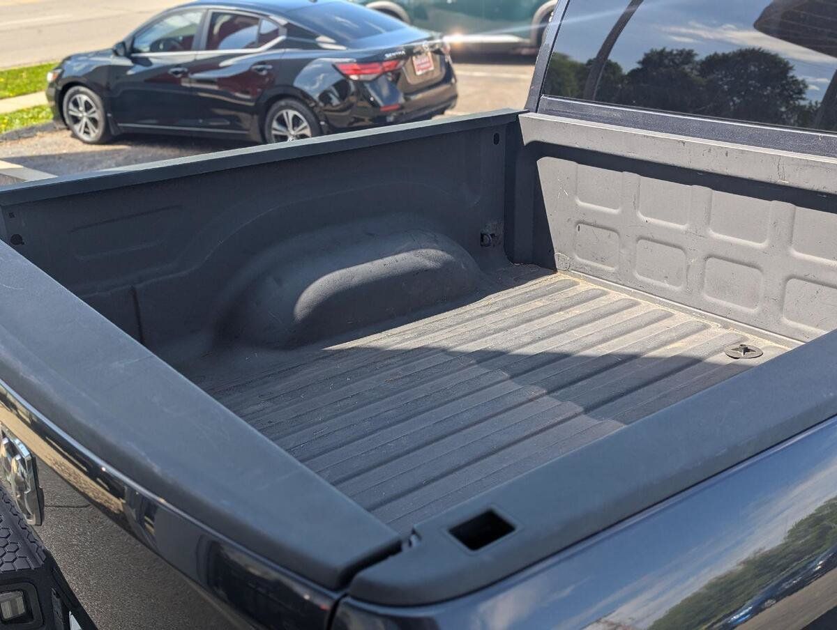 Used 2017 RAM 1500 Express AWD/4WD image 35