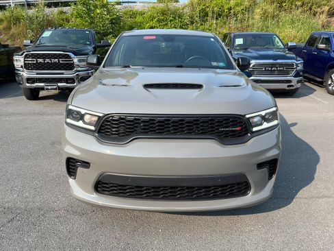 Used 2023 Dodge Durango R/T w/ Blacktop Package AWD/4WD image 3