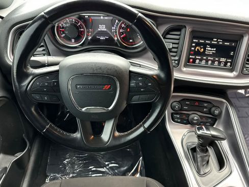 Used 2021 Dodge Challenger SXT AWD/4WD image 14