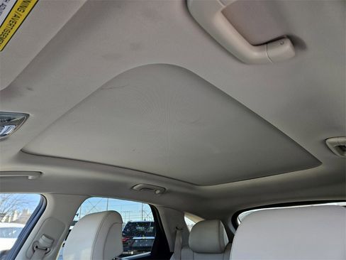 Used 2023 Genesis GV70 2.5T w/ Select Package image 15