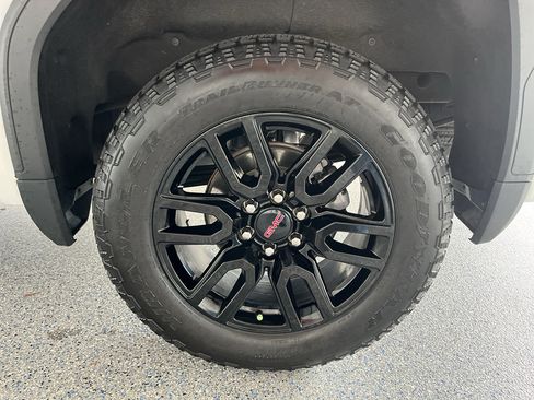 Used 2023 GMC Sierra 1500 Elevation AWD/4WD image 31