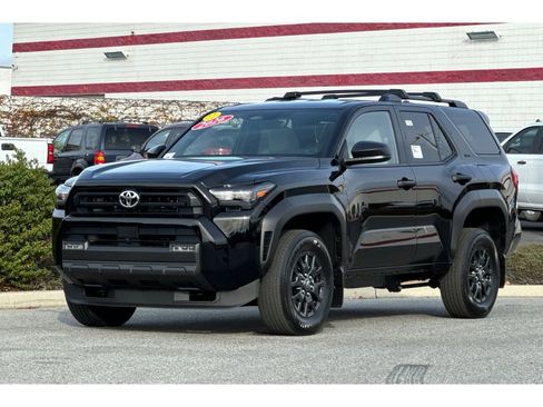 New 2026 Toyota 4Runner SR5 AWD/4WD image 7