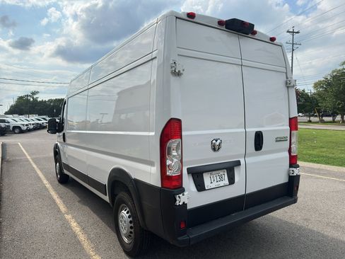 Used 2025 RAM ProMaster 2500 w/ Convenience Group FWD image 6