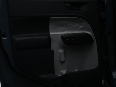 Used 2026 Ford Maverick XLT w/ XLT Luxury Package AWD/4WD image 12