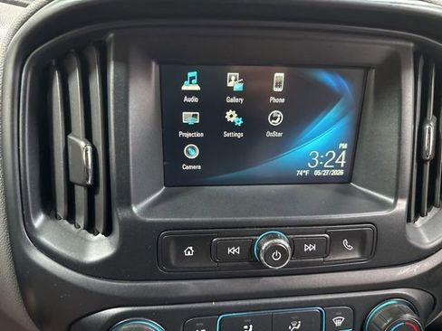 Used 2018 Chevrolet Colorado W/T w/ WT Convenience Package AWD/4WD image 18