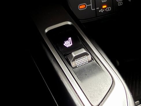 Used 2024 Kia Sorento S image 20