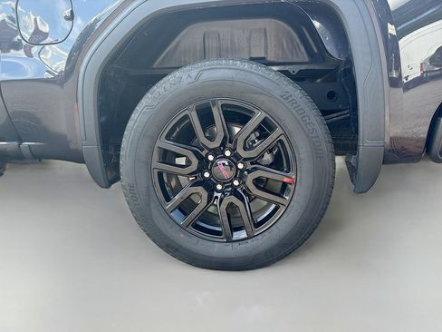 Used 2022 GMC Sierra 1500 Elevation AWD/4WD image 11