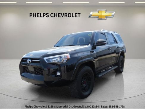 Used 2023 Toyota 4Runner SR5 Premium w/ Moonroof Package image 5