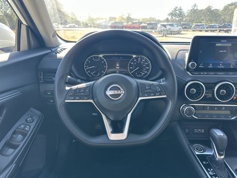 New 2025 Nissan Sentra SV image 23