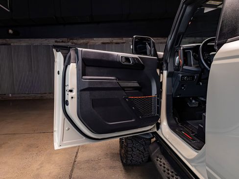 Used 2025 Ford Bronco Raptor AWD/4WD image 26