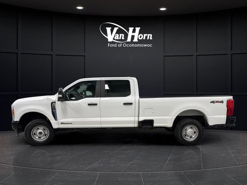 Used 2023 Ford F250 XL AWD/4WD image 4