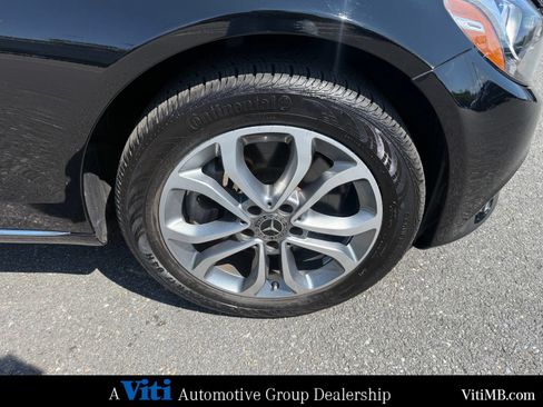 Used 2018 Mercedes-Benz C 300 4MATIC Sedan image 14