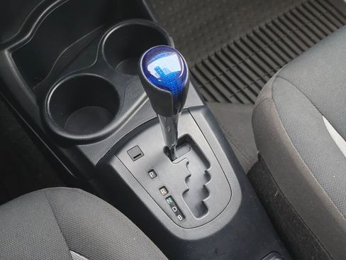 Used 2018 Toyota Prius C Two image 36