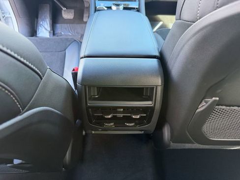 New 2026 Jeep Grand Cherokee Laredo image 24