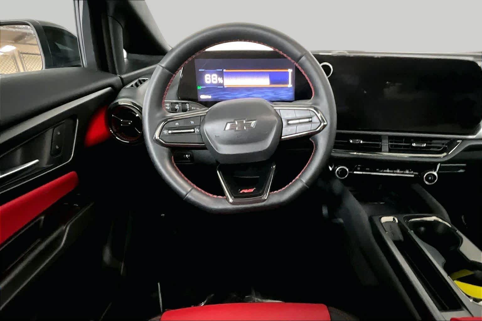 Used 2025 Chevrolet Equinox EV RS AWD/4WD image 5