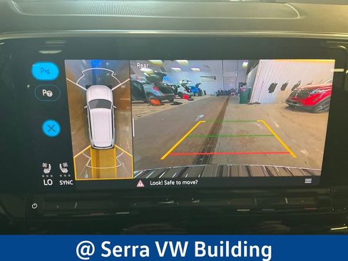 Used 2024 Volkswagen Atlas SEL Premium R-Line AWD/4WD image 26