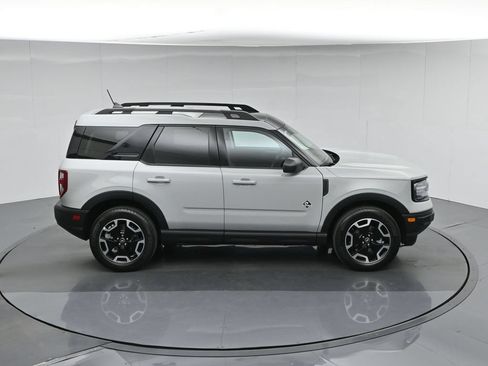 Used 2023 Ford Bronco Sport Outer Banks w/ Tech Package AWD/4WD image 43