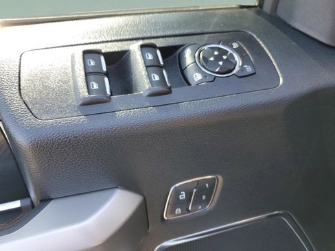 Used 2020 Ford F150 Lariat w/ Equipment Group 502A Luxury AWD/4WD image 19