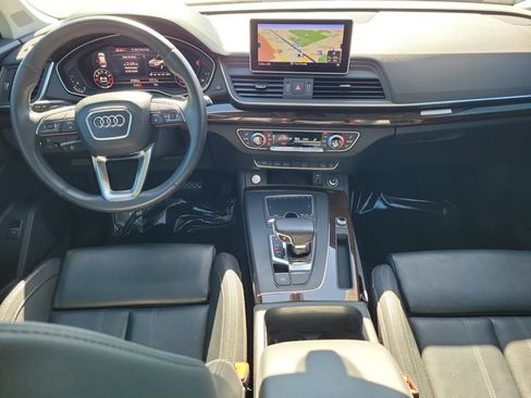 Used 2019 Audi Q5 2.0T Premium Plus image 2