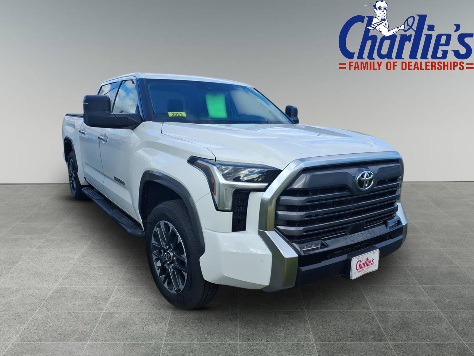 Used 2023 Toyota Tundra Limited w/ Power Package AWD/4WD image 3