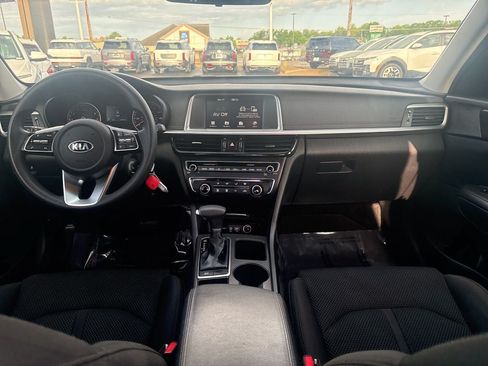Used 2019 Kia Optima LX FWD image 31
