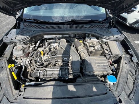 Used 2024 Volkswagen Jetta SE FWD image 30