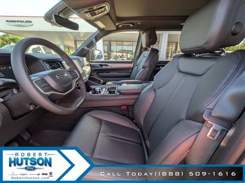 New 2026 Jeep Grand Wagoneer 2WD image 20