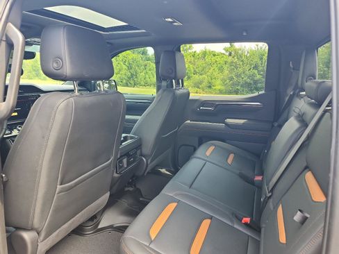 Certified 2025 GMC Sierra 1500 AT4 w/ AT4 Premium Package AWD/4WD image 12
