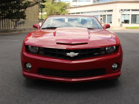 Used 2012 Chevrolet Camaro SS RWD image 3