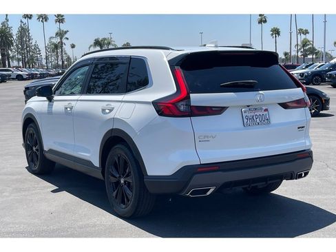 Certified 2018 Honda Pilot EX image 3