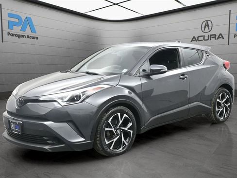 Used 2019 Toyota C-HR XLE image 1