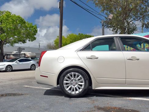 Used 2012 Cadillac CTS Luxury RWD image 35