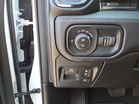 New 2026 RAM 1500 Limited image 17