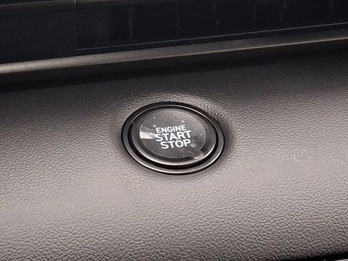 New 2026 Hyundai Elantra SEL Sport Premium image 17