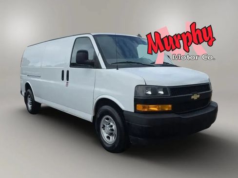 Used 2019 Chevrolet Express 3500 Extended w/ Driver Convenience Package RWD image 2