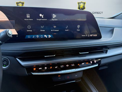 Used 2024 Cadillac XT4 Premium Luxury image 14