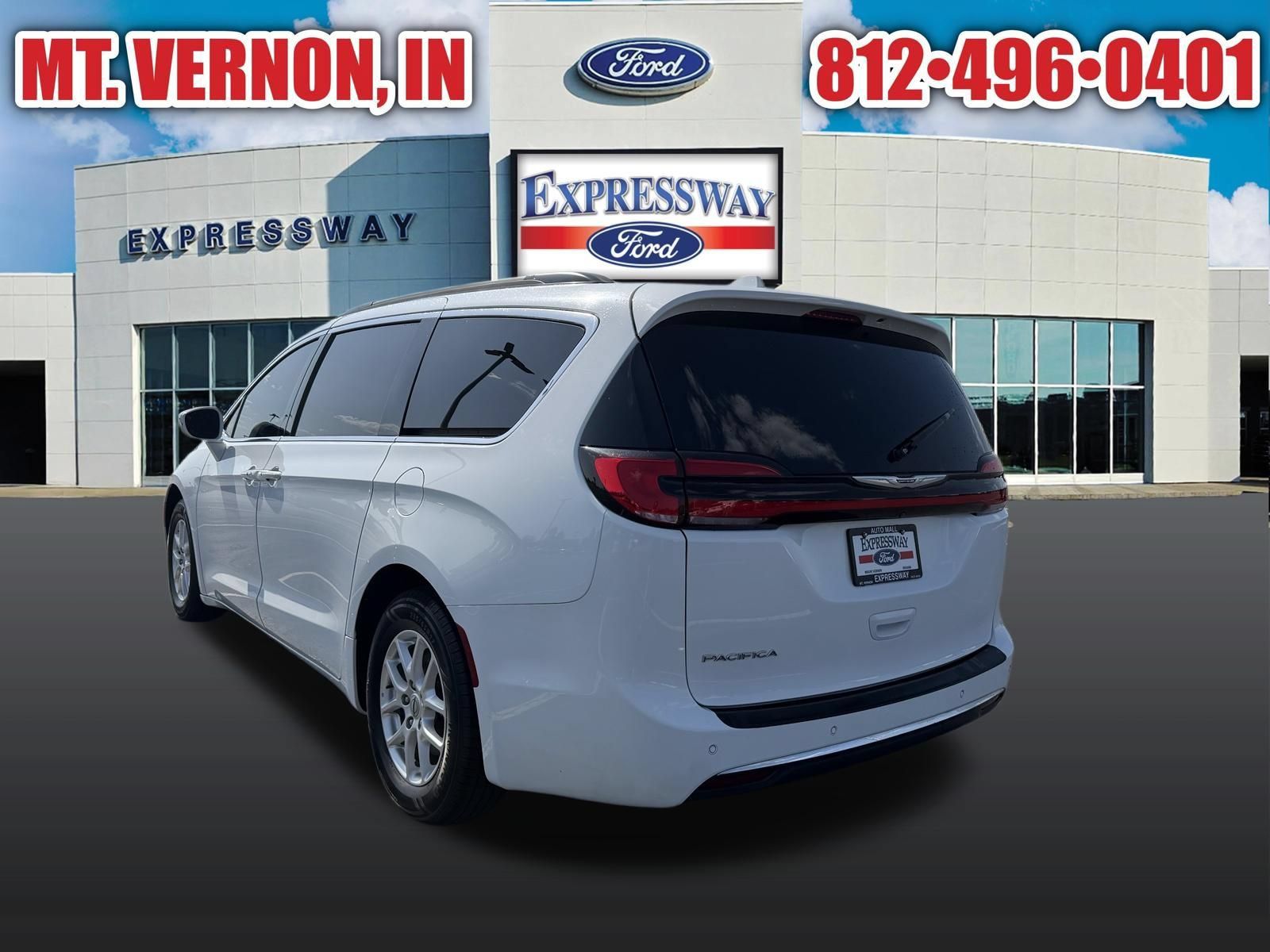 Used 2022 Chrysler Pacifica Touring-L FWD image 8