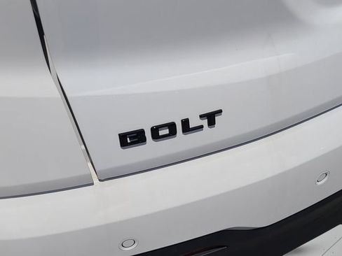 New 2027 Chevrolet Bolt LT FWD image 31