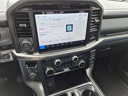 Used 2025 Ford F150 Lariat AWD/4WD image 11