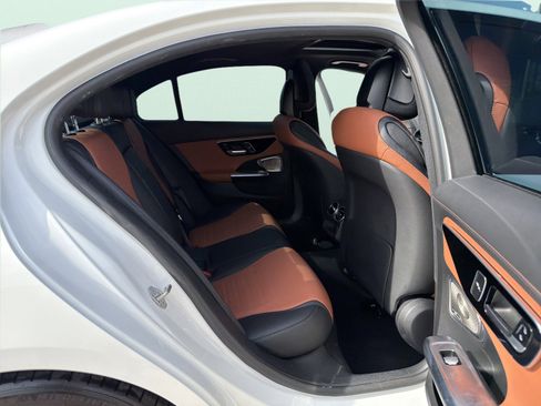 Used 2022 Mercedes-Benz C 300 Sedan image 35
