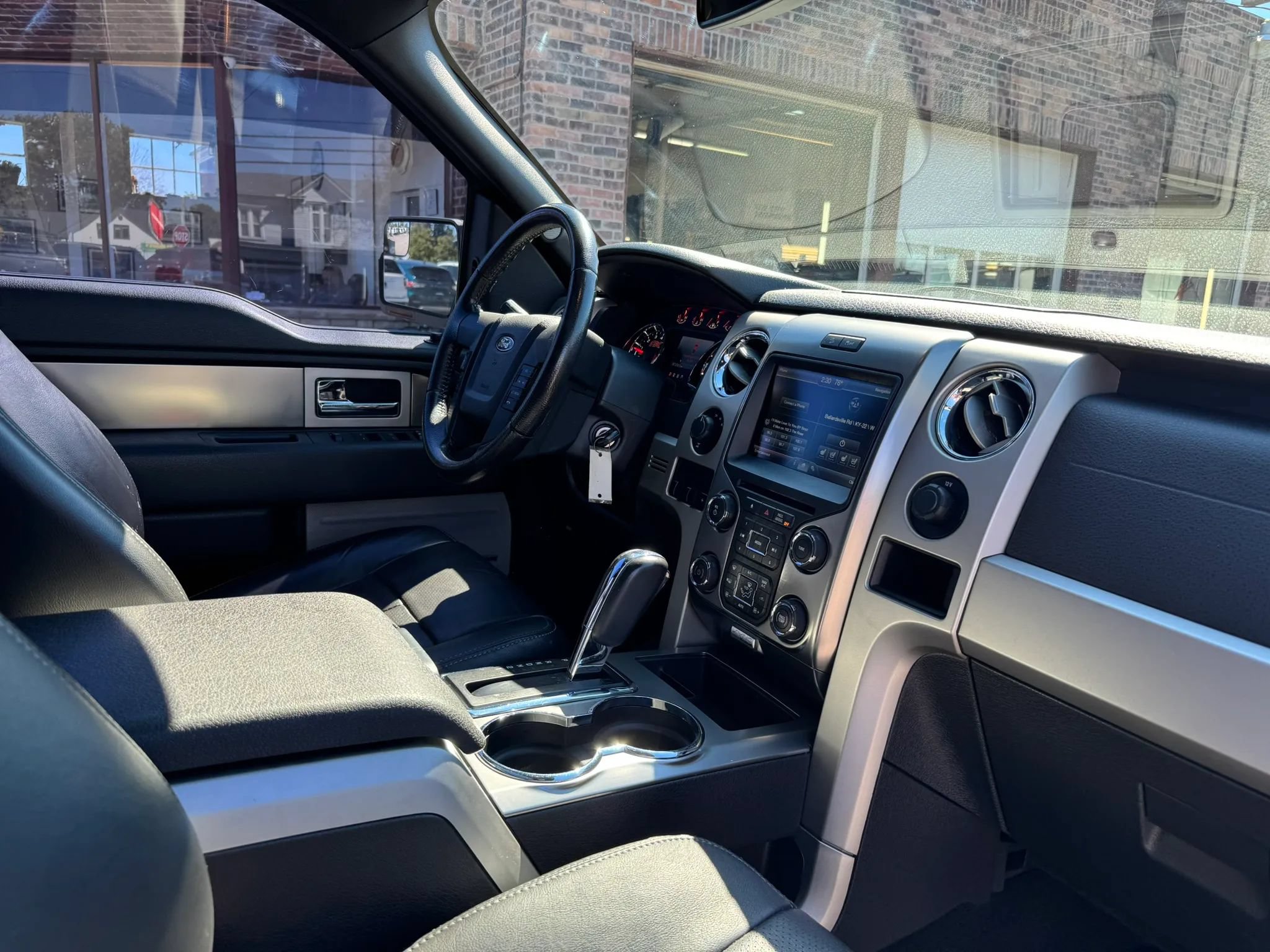 Used 2014 Ford F150 FX4 w/ Equipment Group 402A Luxury AWD/4WD image 41
