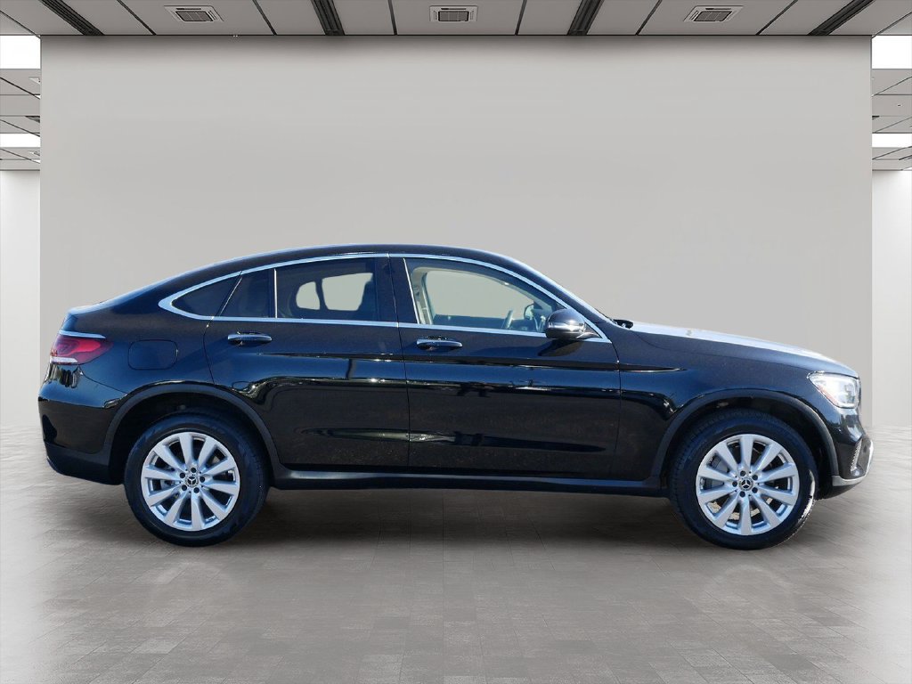 Used 2020 Mercedes-Benz GLC 300 4MATIC Coupe image 7
