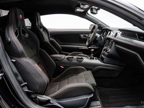 Used 2018 Ford Mustang Shelby GT350R w/ GT350R Equipment Group 920A RWD image 44